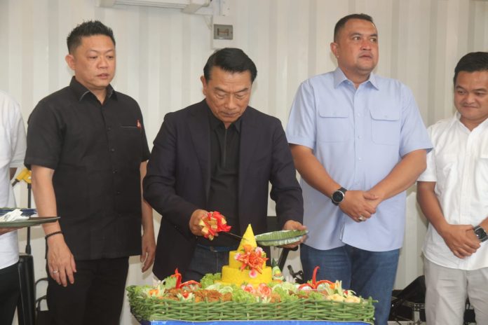 Bupati Bogor, Rudy Susmanto, menegaskan bahwa setiap investasi yang masuk tidak hanya harus menguntungkan secara ekonomi, tetapi juga wajib memperhatikan aspek lingkungan.